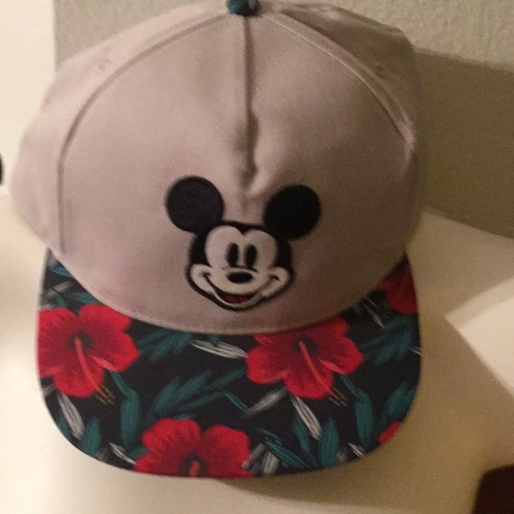 ❤️🌴NWT Fabulous Mickey Mouse Colorful Unisex Baseball Cap Adjustable ❤️🌴 - Picture 8 of 8